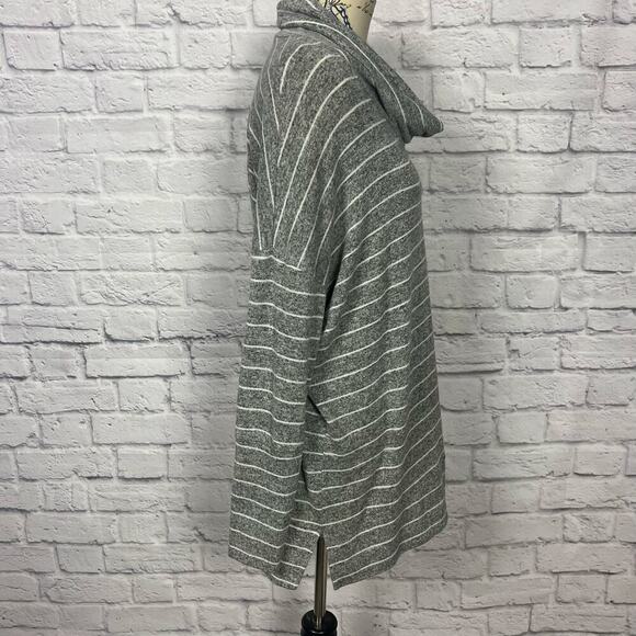 Striped Cowl Neck Long Sleeve Top - Size XL - Picture 4 of 6
